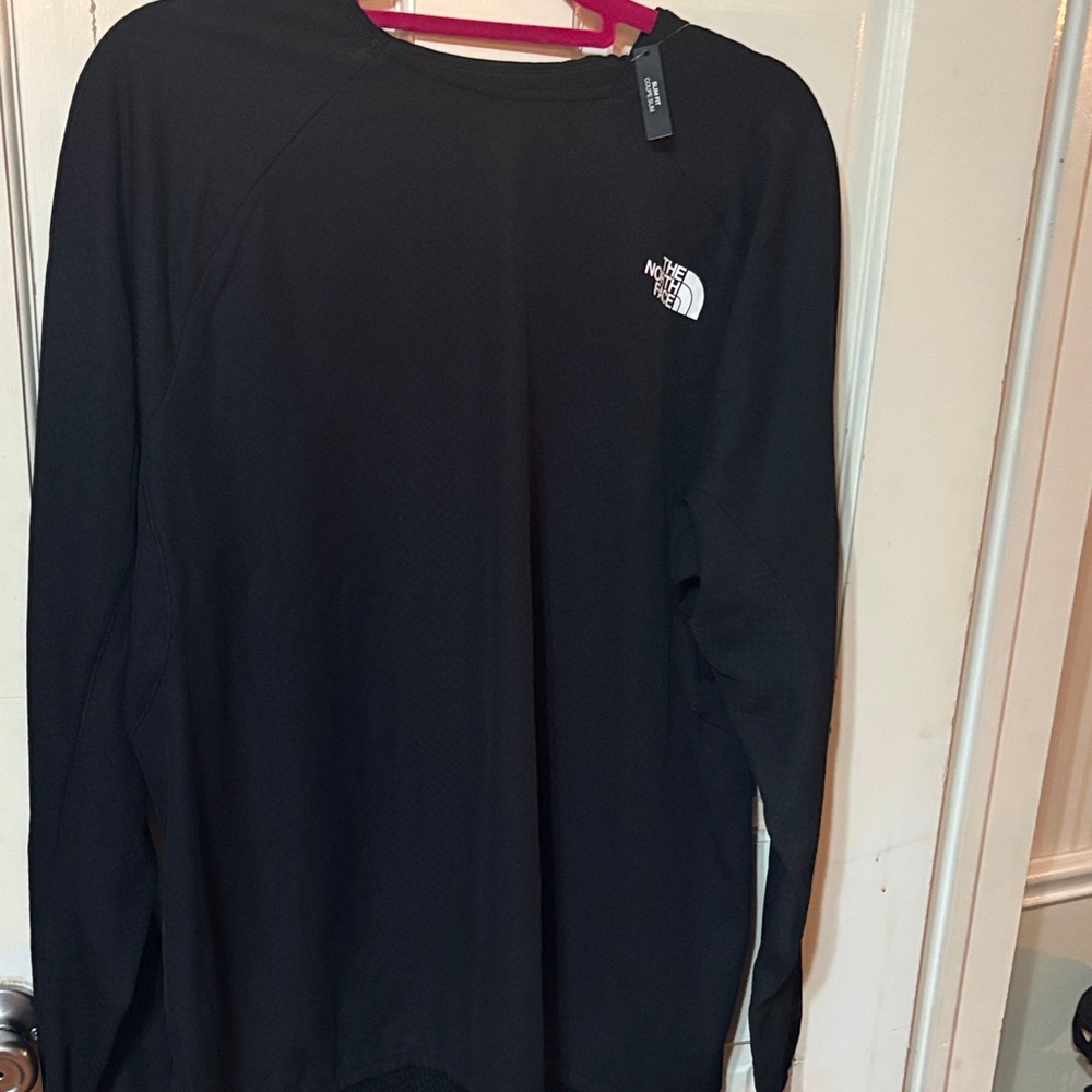 The North Face Men's Black Long Sleeve Tee